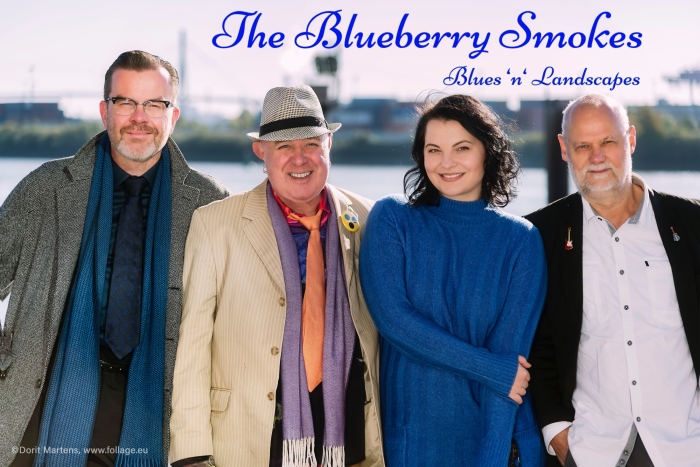 2023 12 06   The Blueberry Smokes Copyright Dorit Martens   mittel The Blueberry Smokes | Bluesn Landscapes 